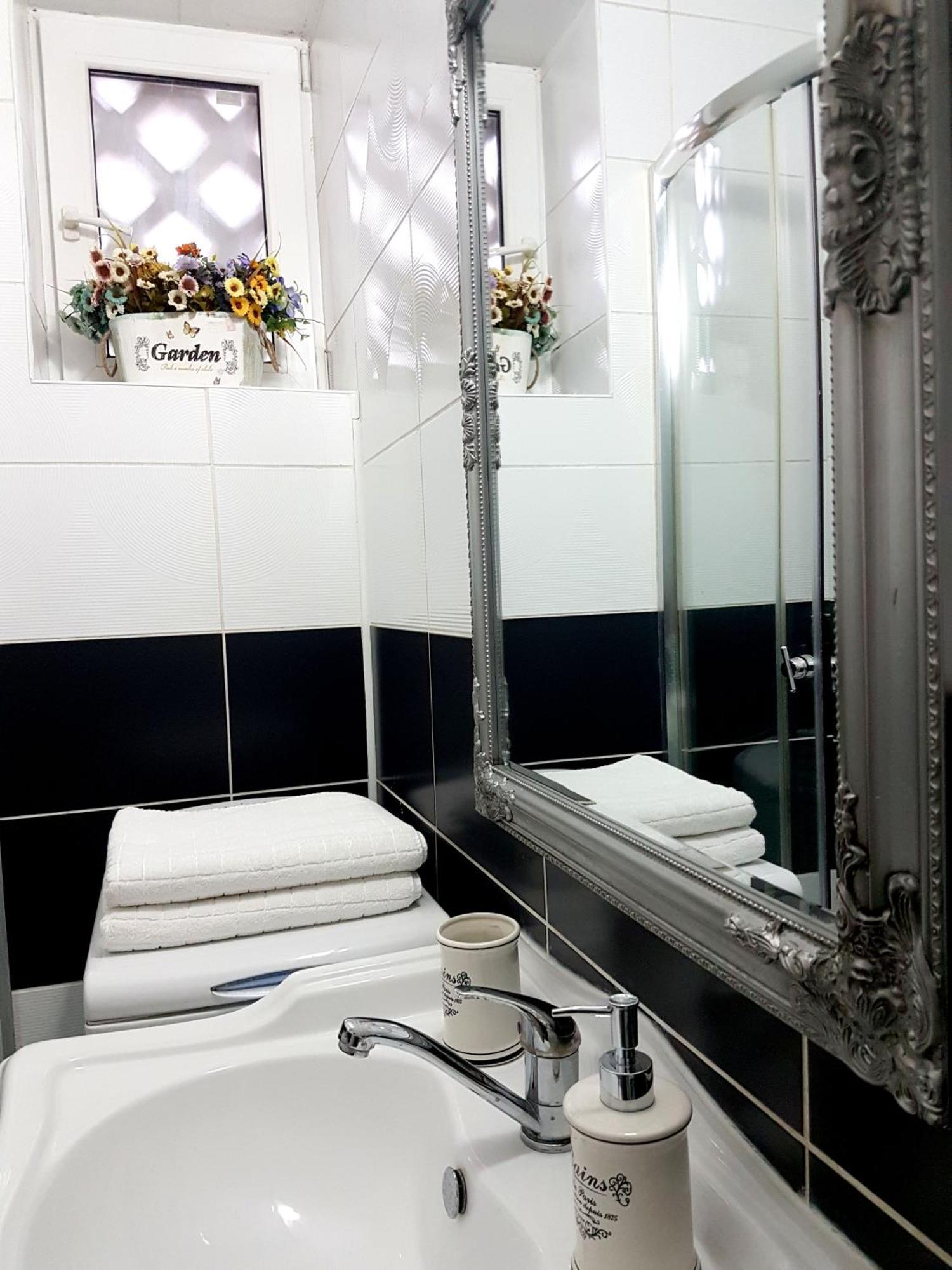 Like Home Brasov Ngoại thất bức ảnh